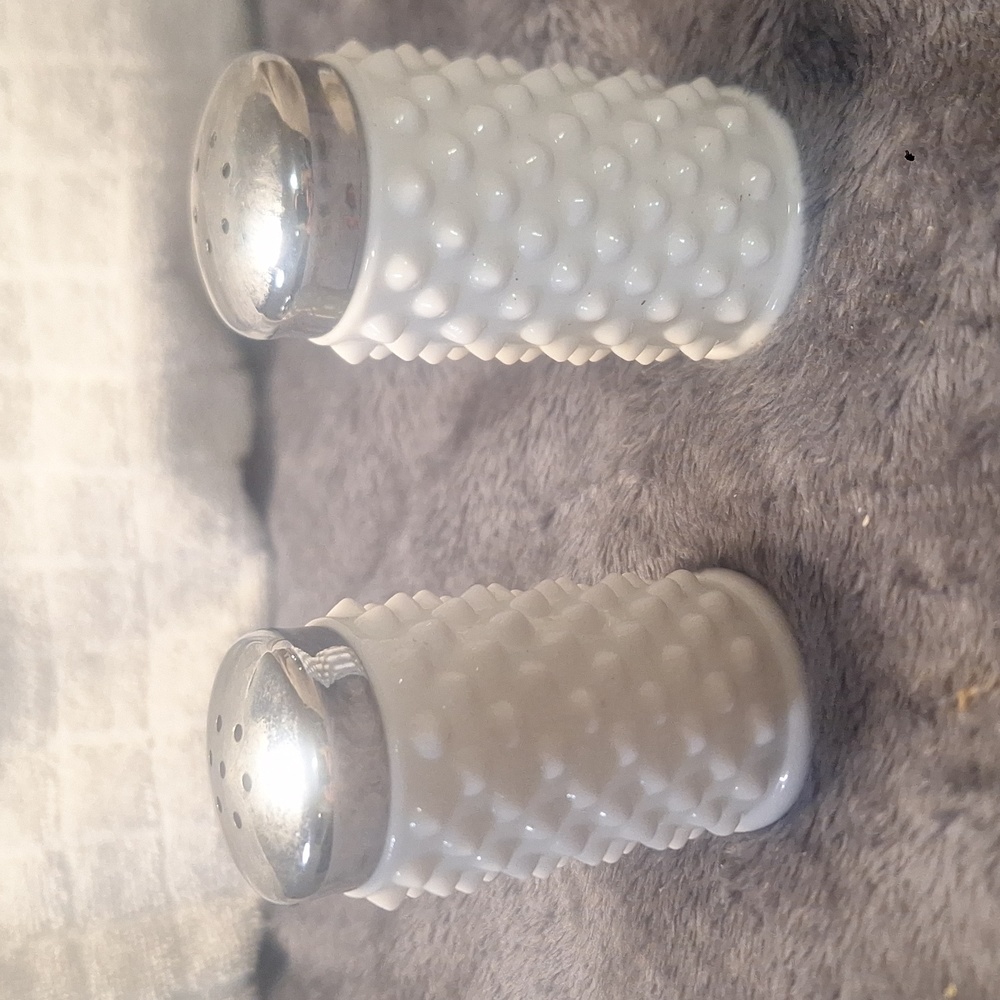 Vintage Fenton Hobnail Salt & Pepper Shakers